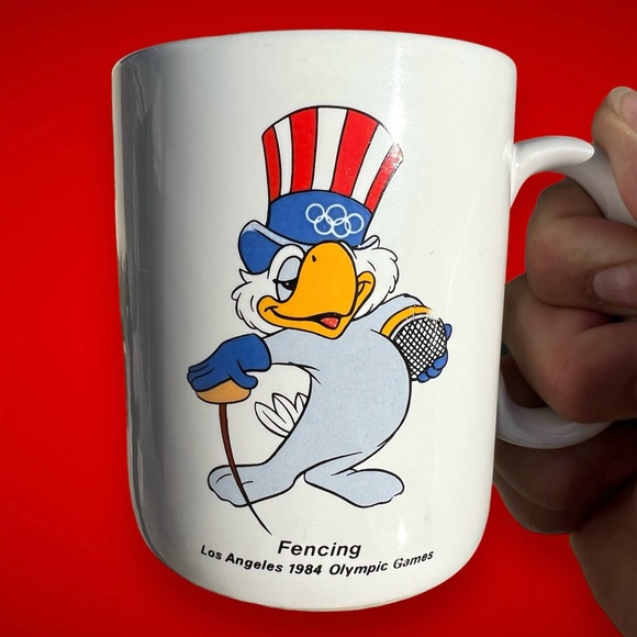 Vintage 1984 Los Angeles Olympics souvenir bière